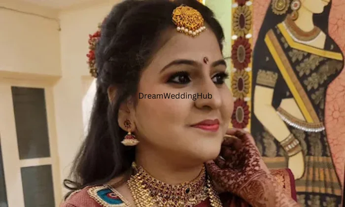 Malarmeni Bridal Studio